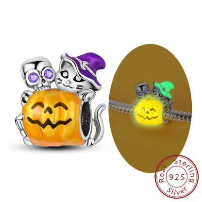 Halloween charm bead in 925 sterling silver with glowing pumpkin and skull figures